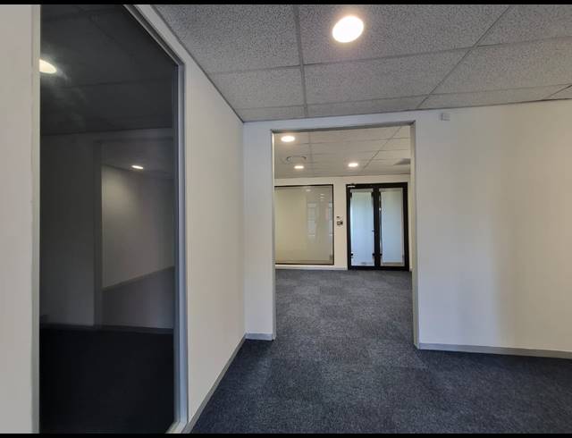 241M² OFFICE TO LET IN DUNKELD